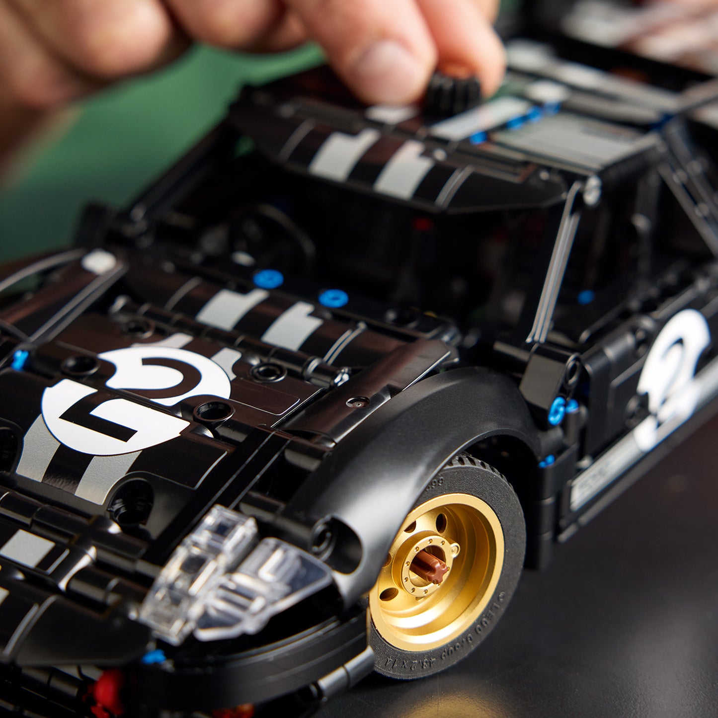 LEGO Technic 1966 Ford GT40 MKII Racewagen Vintage Auto Bouwpakket voor Volwassenen 42223