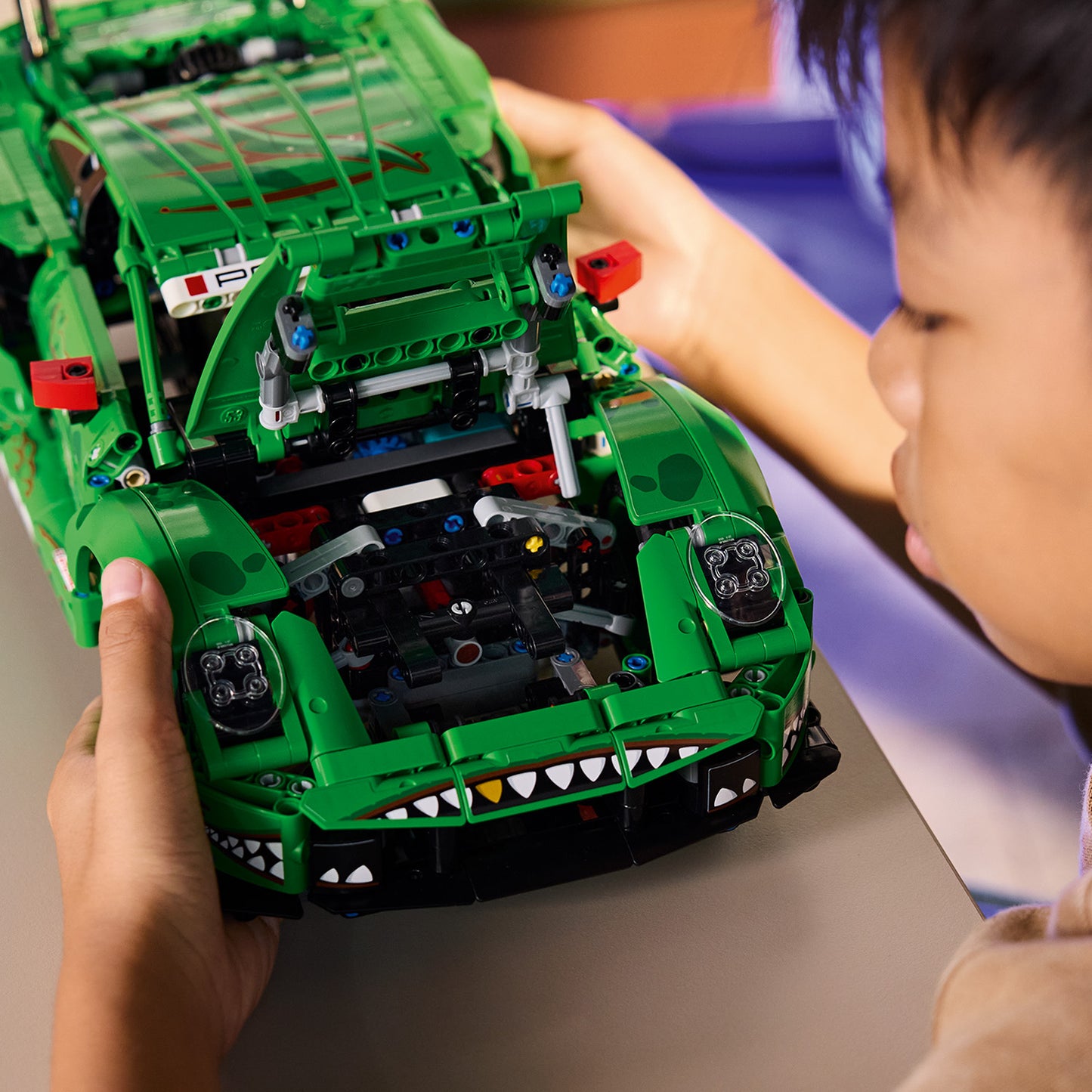 LEGO Technic Porsche 911 GT3 R REXY AO Racing Auto Bouwpakket met speelgoed voor Kinderen 42224