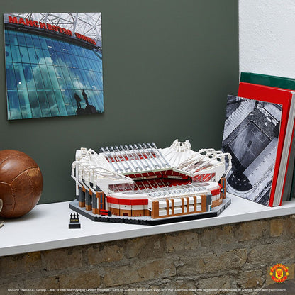 LEGO Manchester United Fußballstadion 10272 Creator Expert