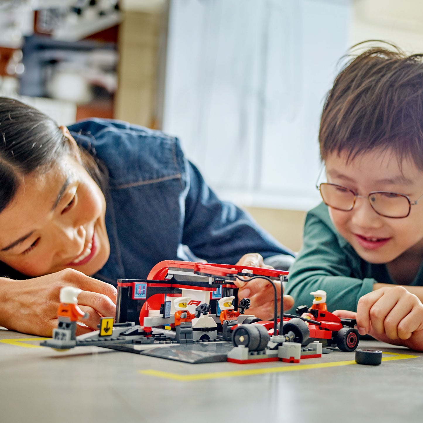 LEGO Formula 1 Pit Crew 60443 City (Delivery: January 1, 2025)