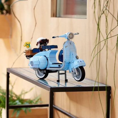 LEGO Vespa 125 Piaggio Moped 10298 Icons