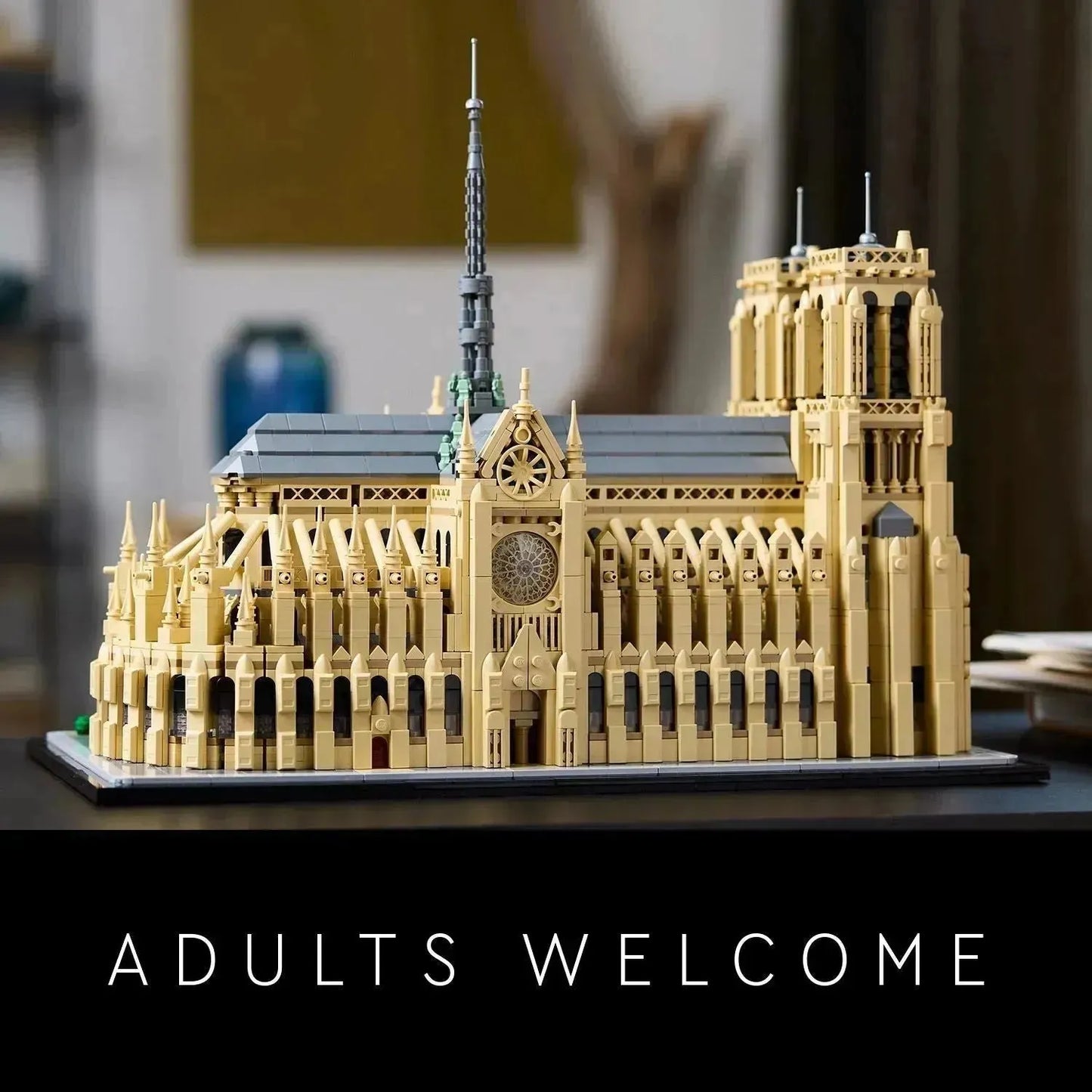 LEGO The Notre-Dame de Paris 21061 Architecture