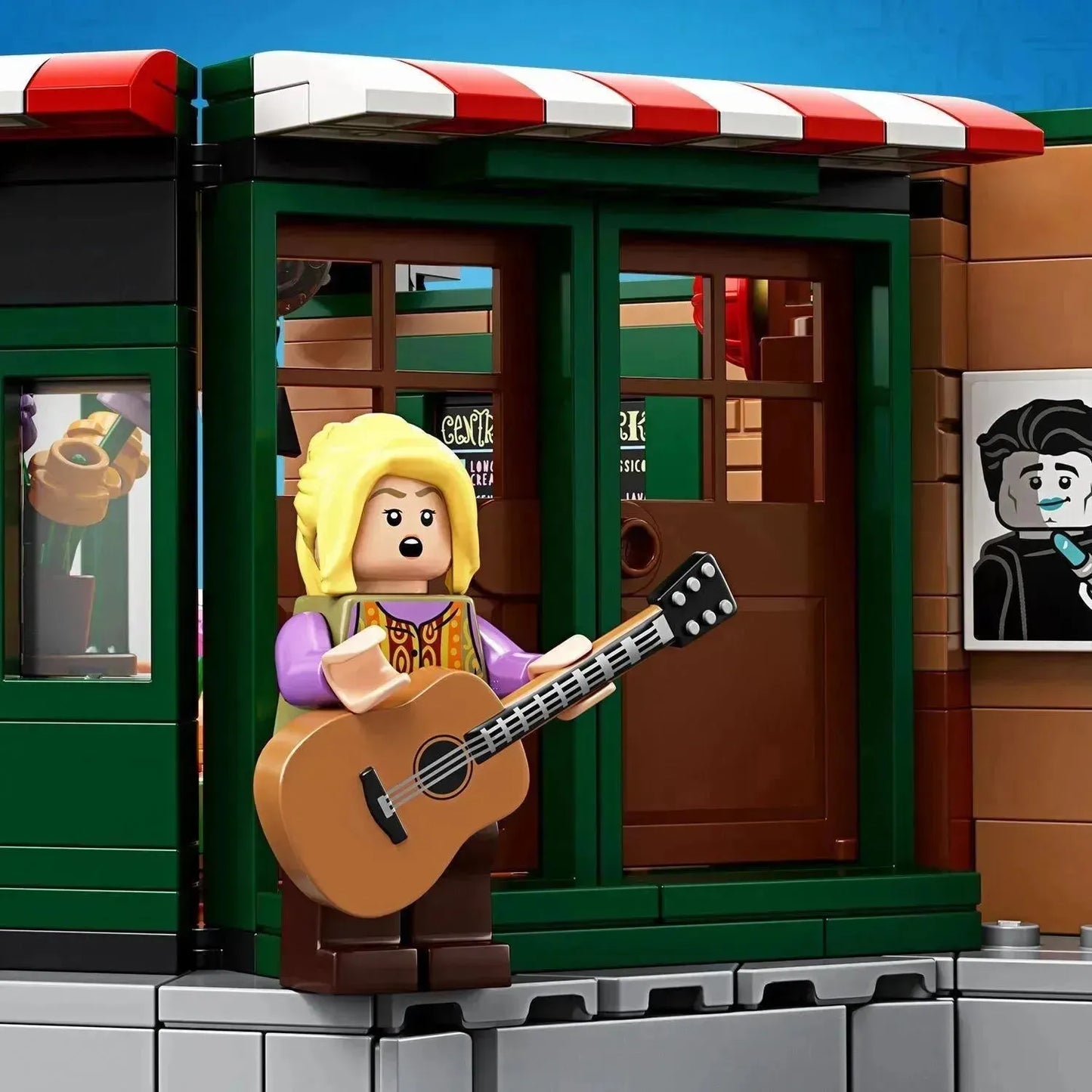 LEGO Friends Central Perk 21319 Ideas