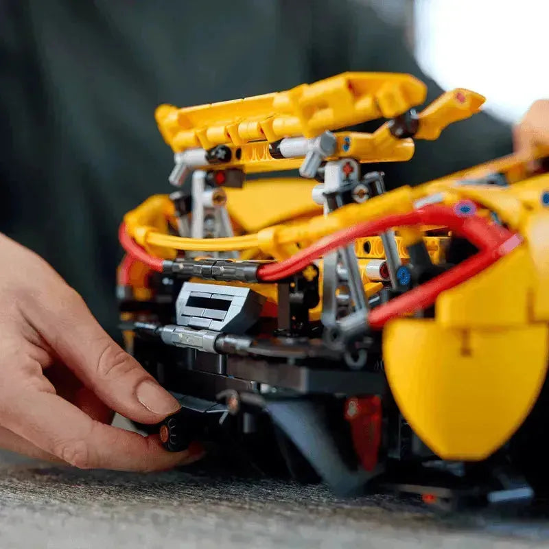 LEGO 42172 Der McLaren P1 Supersportwagen