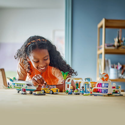 LEGO Heartlake City Vliegveld 42656 Friends