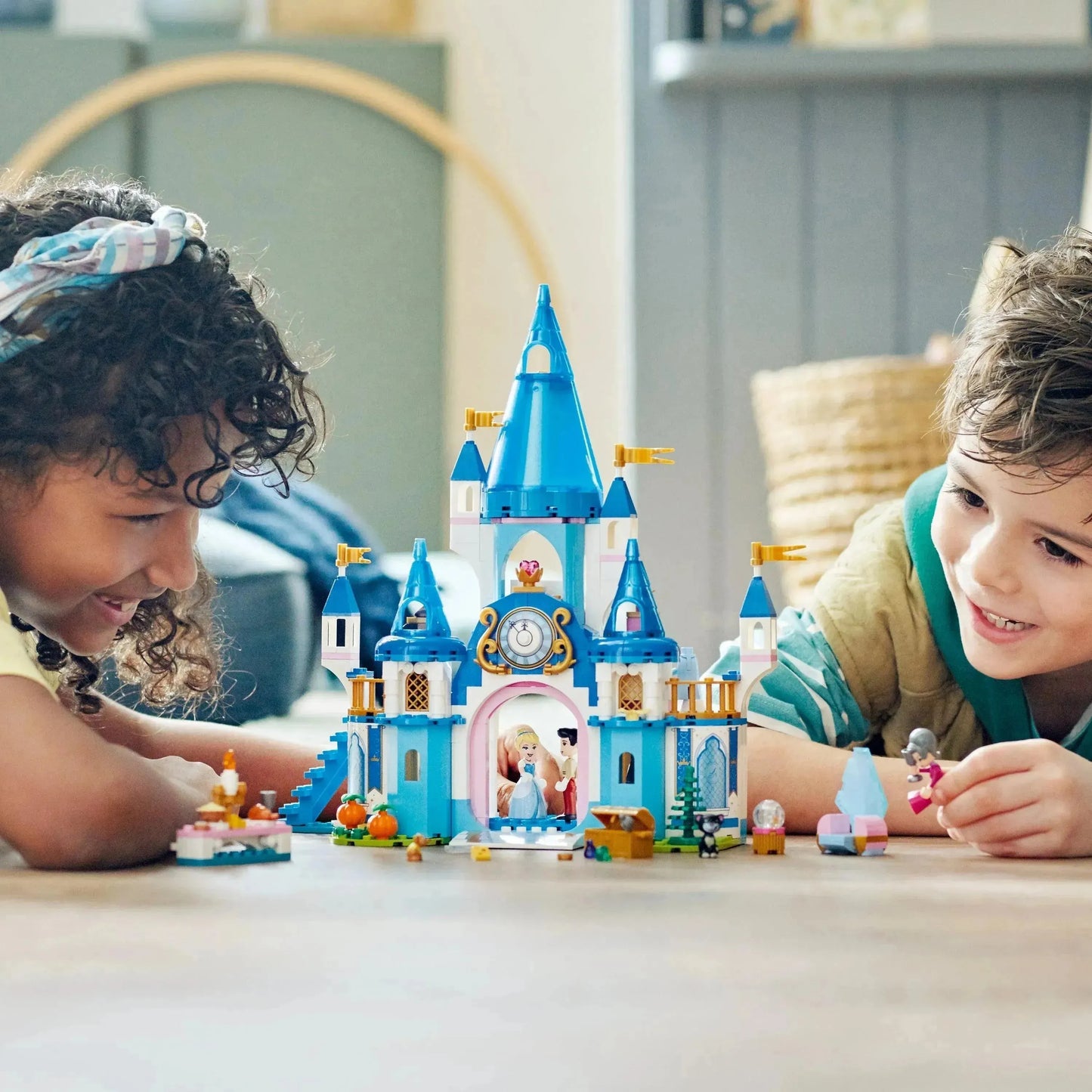 LEGO The Disney Castle of Cinderella and the handsome prince 43206 Disney