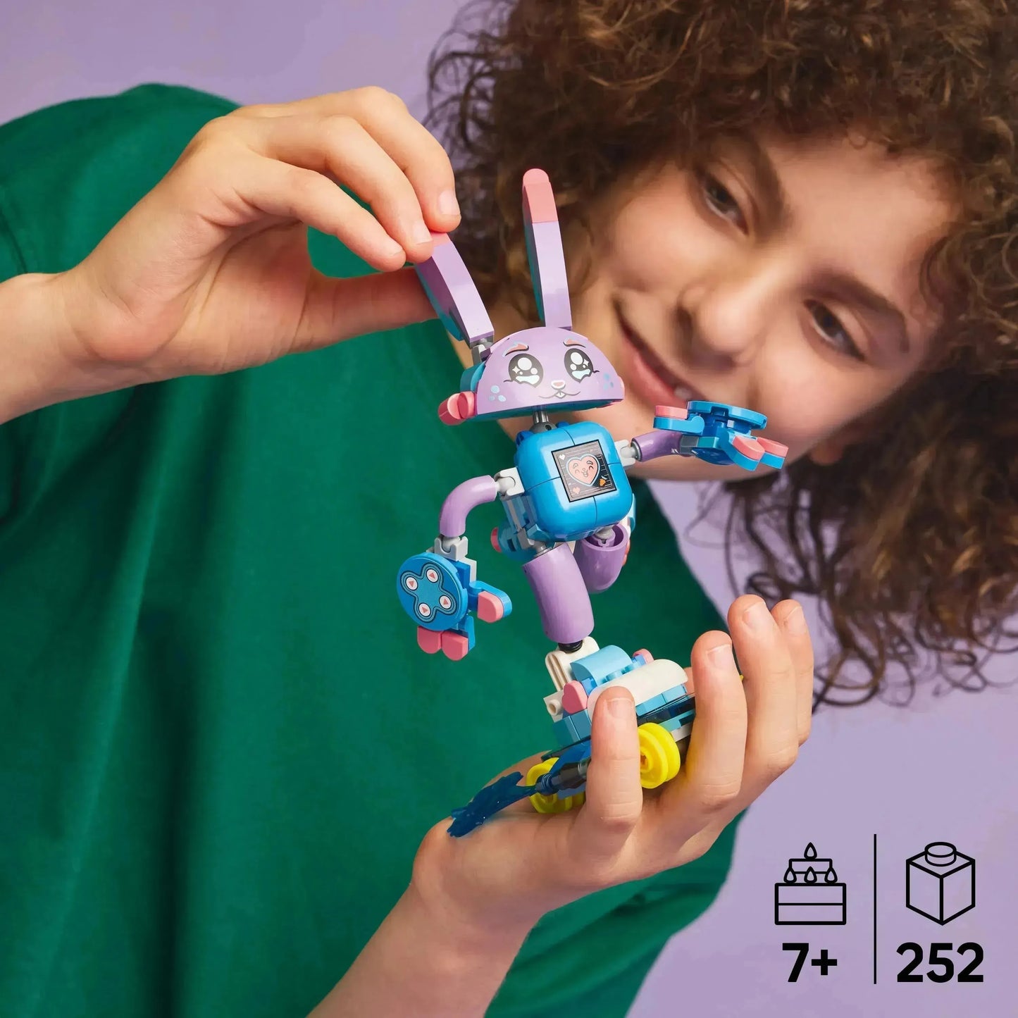 LEGO Izzie and Bunchu Rro the gaming bunny 71490 Dreamzzz