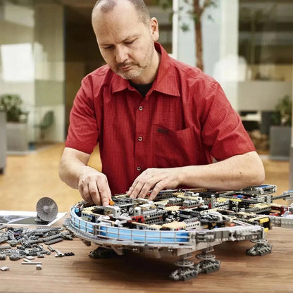 LEGO Lukes Millennium Falcon 75192 Star Wars