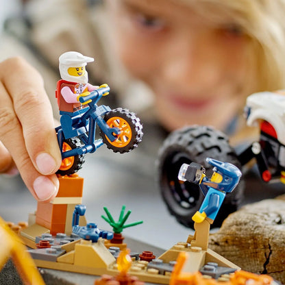 LEGO 4x4 Off-Roader Adventures 60387 City LEGO CITY @ 2TTOYS | Official LEGO shop😊🥰 LEGO €. 29.99
