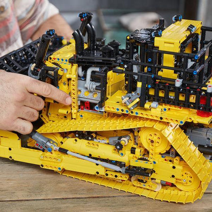 LEGO Caterpillar D11 Bulldozer met app-besturing 42131 Technic LEGO TECHNIC @ 2TTOYS LEGO €. 499.99