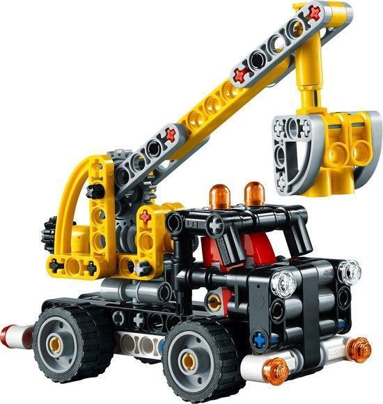 LEGO Cherry Picker 42031 TECHNIC LEGO TECHNIC @ 2TTOYS LEGO €. 12.99