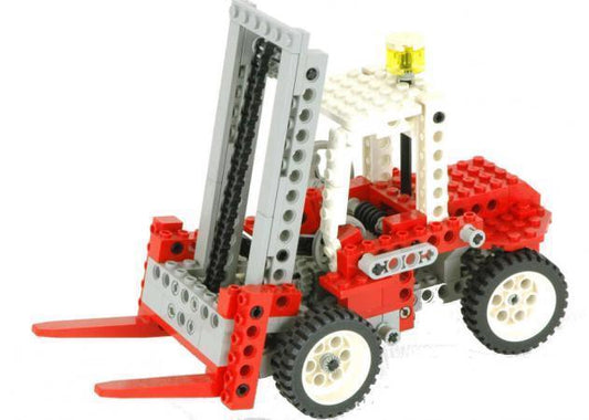 LEGO Forklift 8835 TECHNIC LEGO TECHNIC @ 2TTOYS LEGO €. 0.00