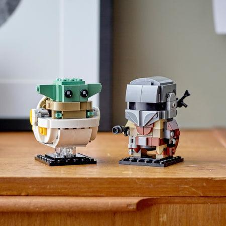 LEGO Mandalorian en het kind Yoda 75317 Brickheadz LEGO STARWARS @ 2TTOYS LEGO €. 24.99