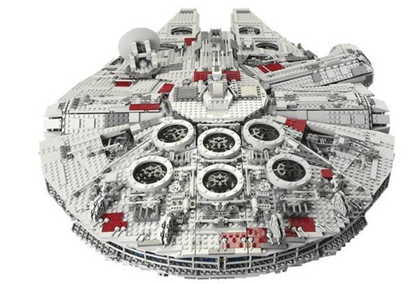 LEGO Millennium Falcon 10179 StarWars Ultimate Collector's LEGO STARWARS @ 2TTOYS LEGO €. 499.99