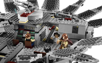 LEGO Millennium Falcon 7965 Star Wars - Episode IV LEGO Star Wars - Episode IV @ 2TTOYS LEGO €. 139.99